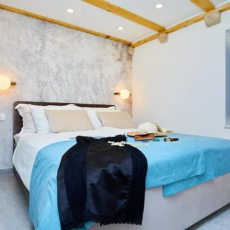 アパート Exquisite By Dominium - Old