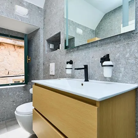 Exquisite By Dominium - Old *