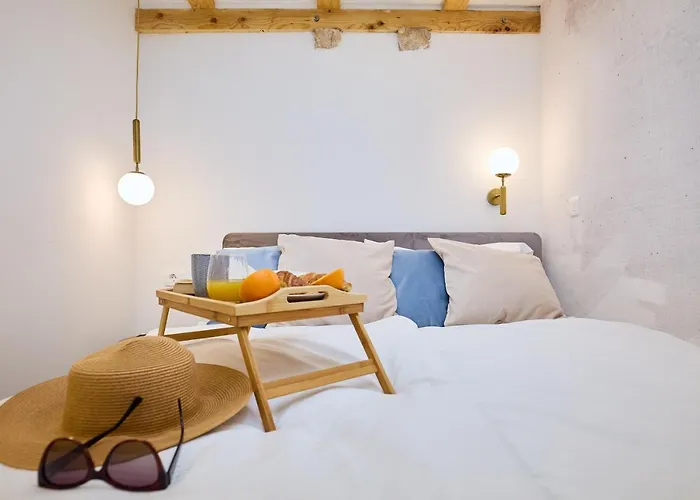 Exquisite By Dominium - Old