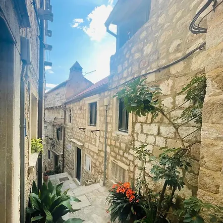 Exquisite By Dominium - Old *