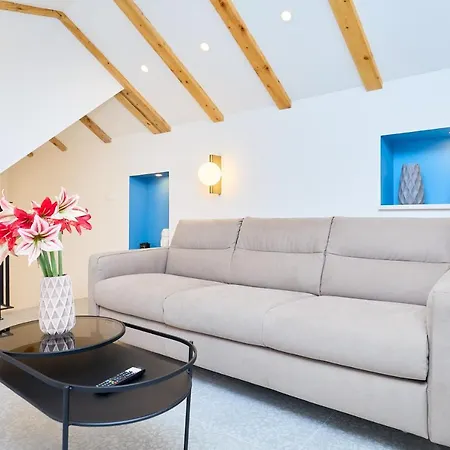 Exquisite By Dominium - Old 아파트 *