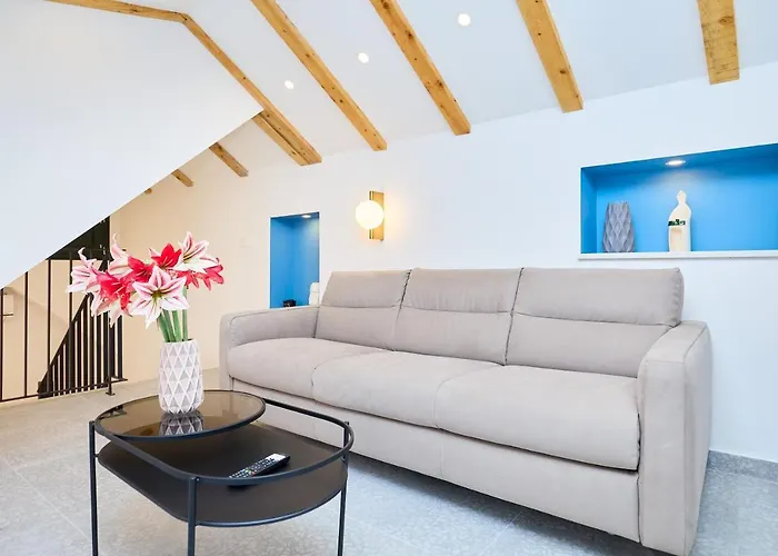 Exquisite By Dominium - Old 아파트 *