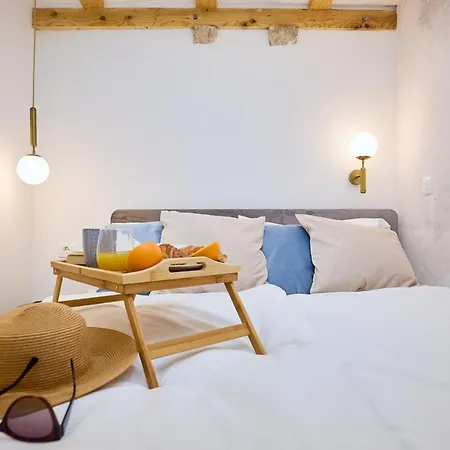 Exquisite By Dominium - Old